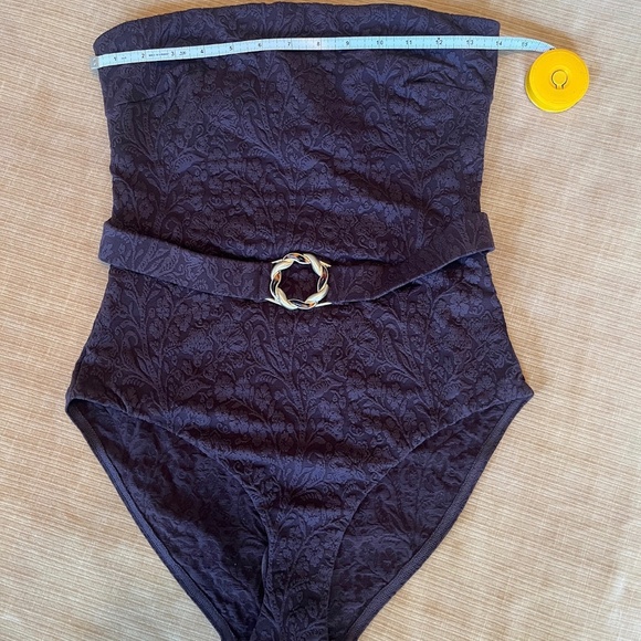 NWT Zimmermann Acacia 1pc Textured Bandeau Swimsuit - Size 2 - Picture 3 of 11